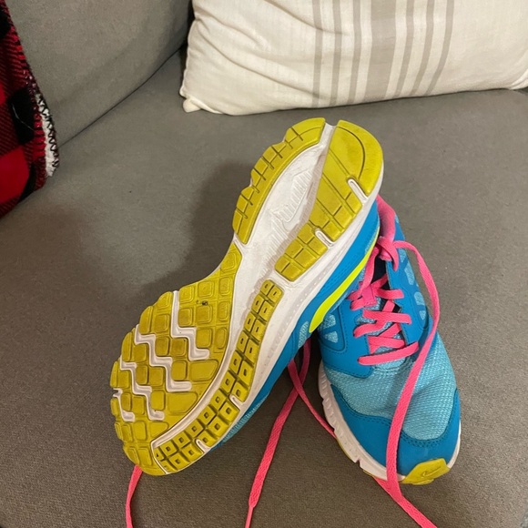 Nike youth girls  Athletic Shoes - Blue and Pink - Picture 2 of 3